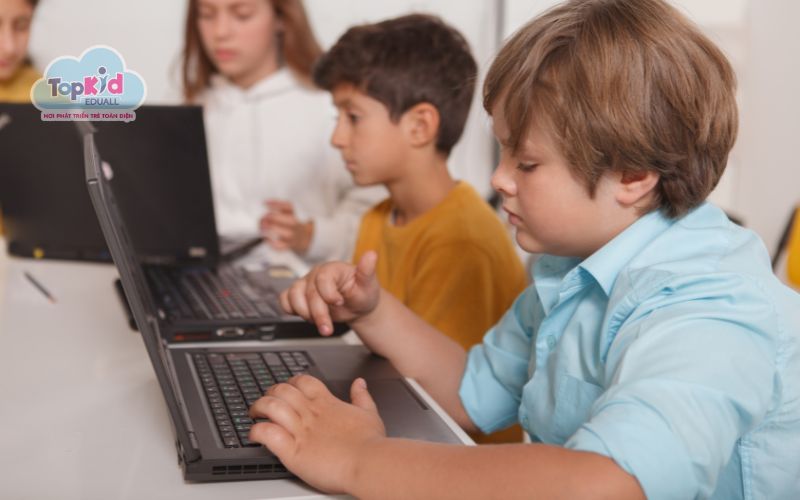 Tiêu chí chọn trung tâm dạy học lập trình Python cho bé