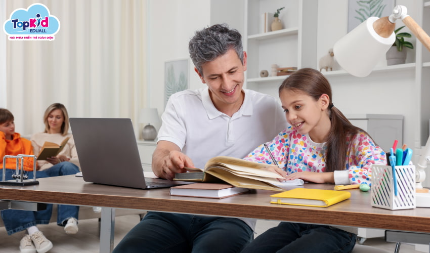 Giờ “Phản hồi Không phán xét”