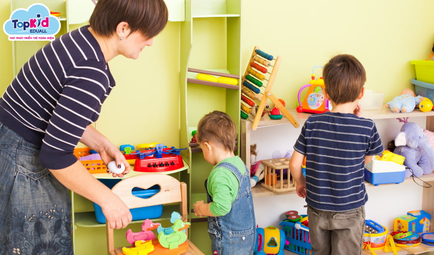 Phải Minh bạch và Nhất quán (Clear & Consistent)