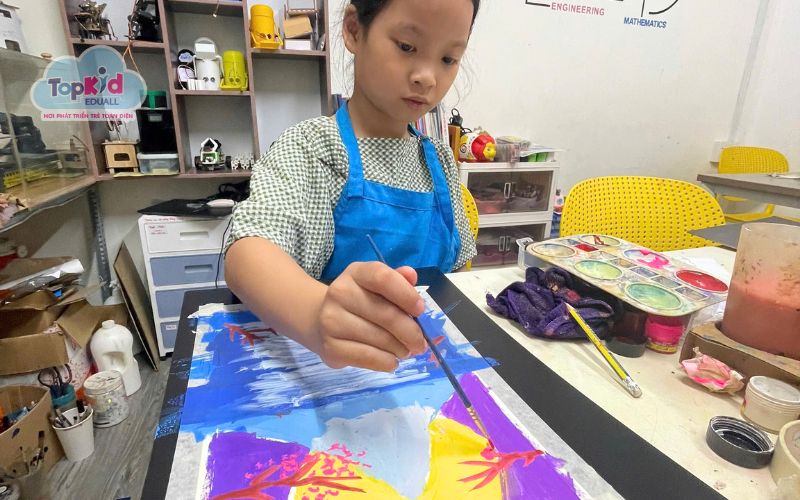 Lớp vẽ cơ bản (4–6 tuổi)