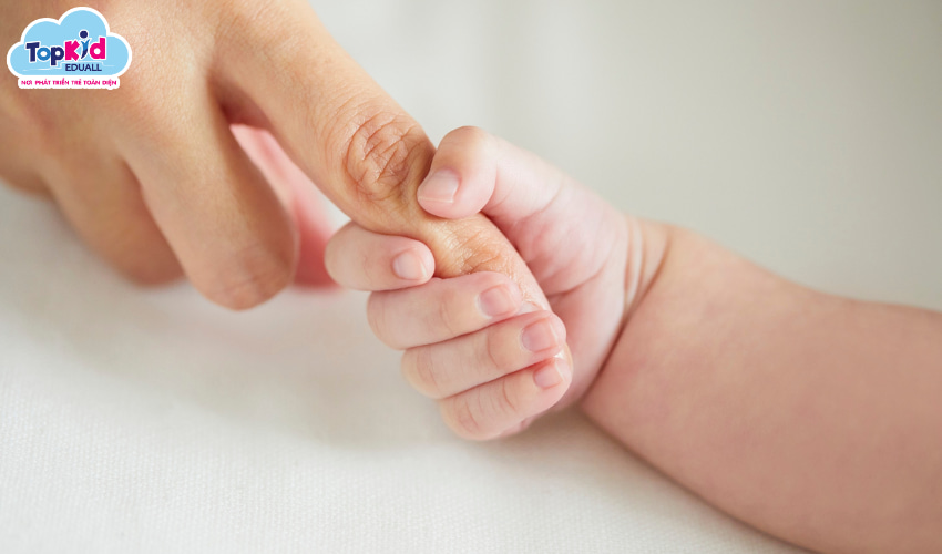 Có nên "Làm bạn với con?"