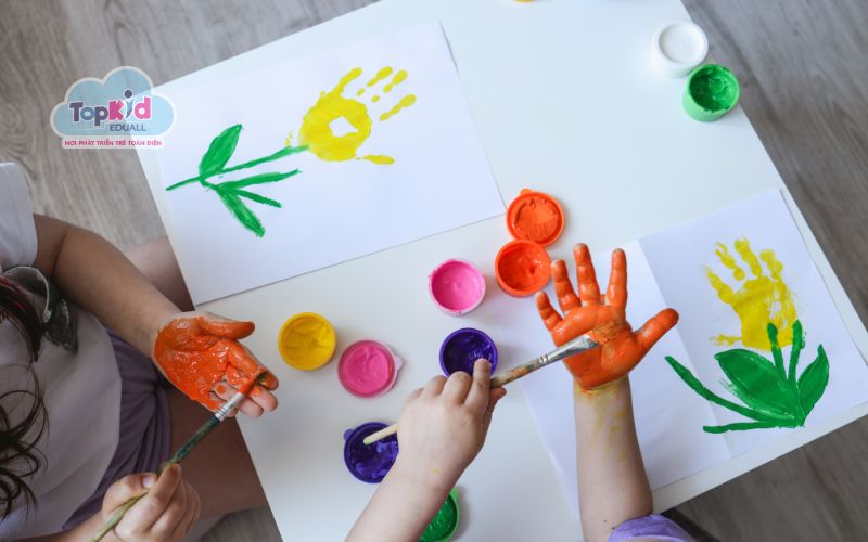 Vẽ từ bàn tay (Hand Tracing)