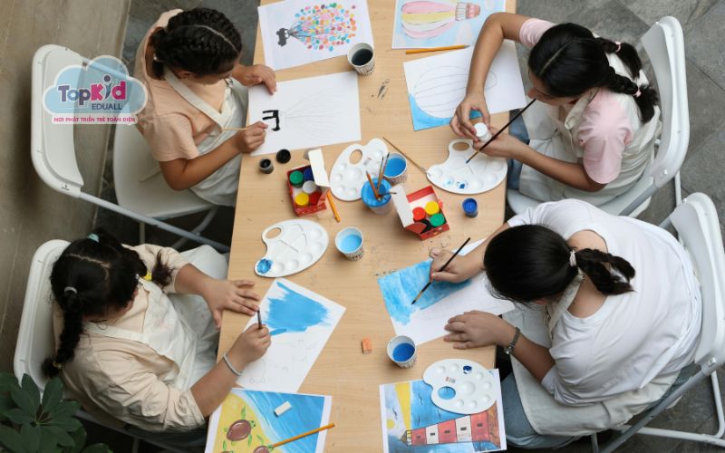 Hướng dẫn pha màu acrylic từng bước