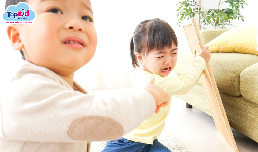 Trang bị cho con kỹ năng diễn đạt nhu cầu và cảm xúc của bản thân