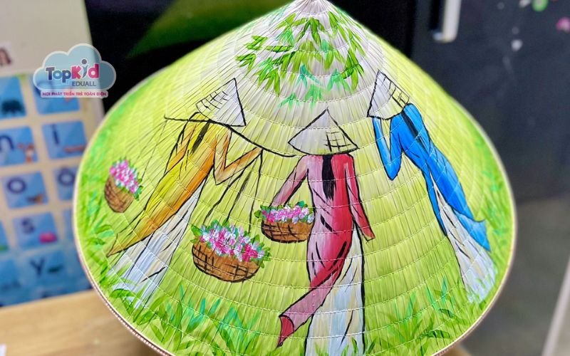 Trang trí nón lá 20/11 tri ân thầy cô