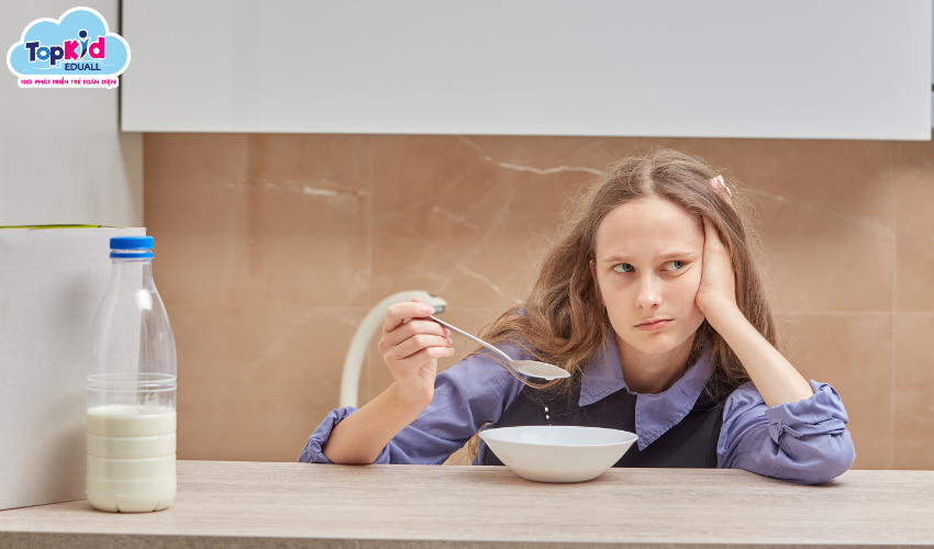 Cảm xúc tiêu cực chiếm ưu thế và khó tự điều chỉnh