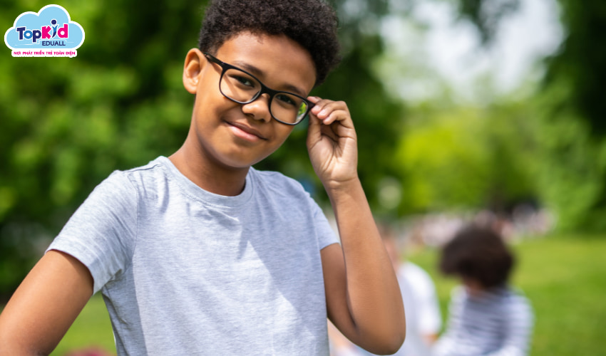 Giai đoạn trẻ bắt đầu tìm kiếm hình mẫu và lý tưởng riêng