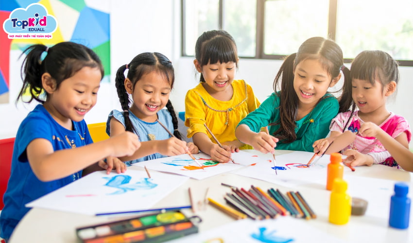 Lớp học vẽ cho trẻ là gì?