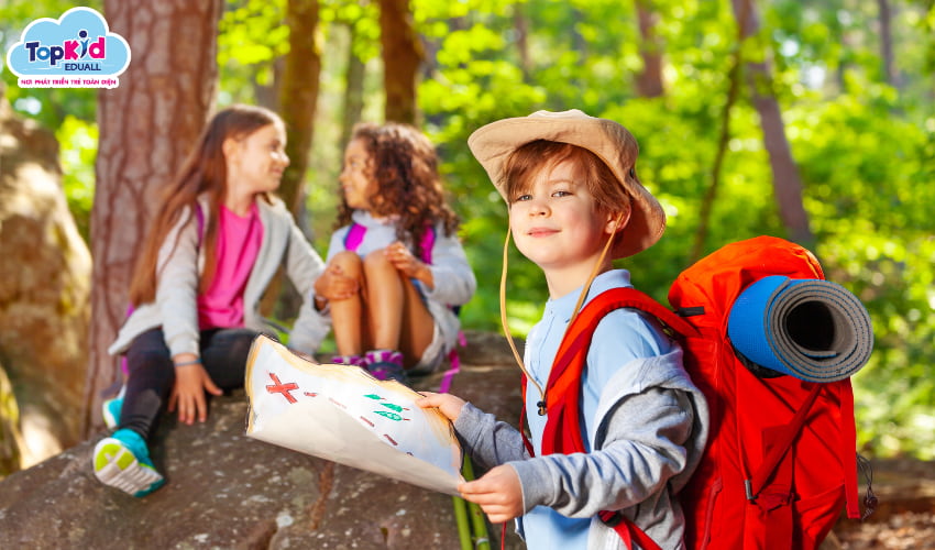 Sắp xếp và tìm vật theo mệnh lệnh: Kết hợp vận động và tư duy