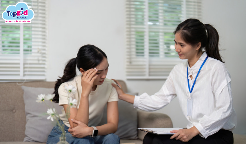 Xác nhận cảm xúc – Tạo không gian an toàn cho con bộc lộ (Validate & Connect)