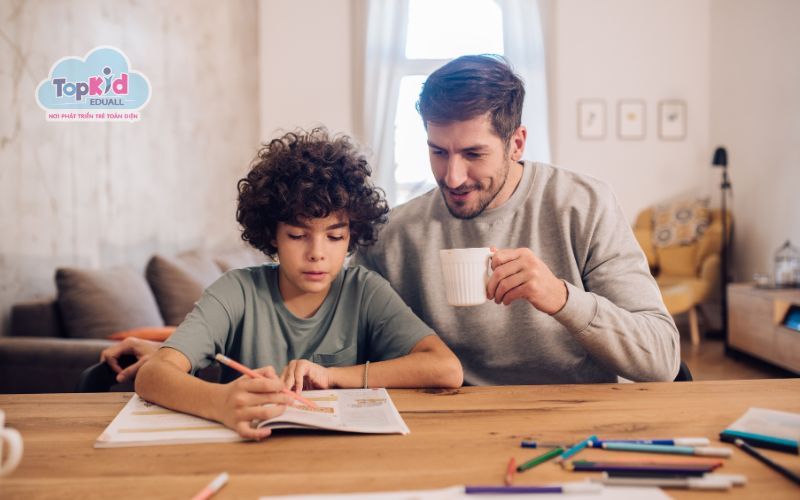 Vì sao phụ huynh đóng vai trò quan trọng khi dạy tiếng Anh cho trẻ?