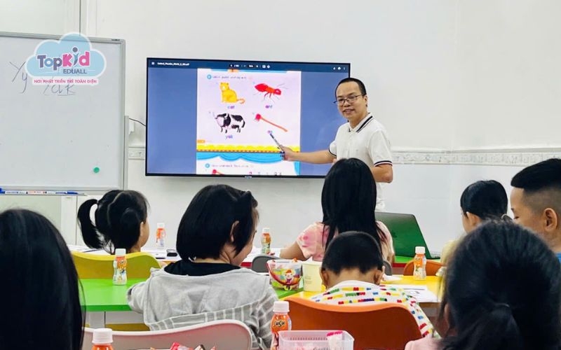 Trung tâm tiếng Anh trẻ em ở Tân Bình: Trung tâm Thầy Quang English