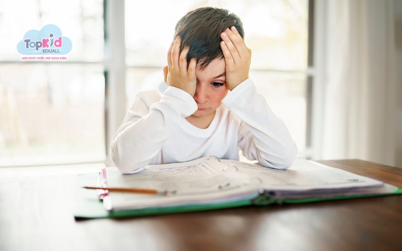 Những cách học khiến bé nhanh chán hoặc kém hiệu quả