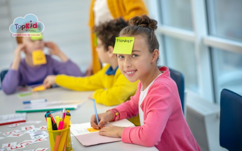 Bé cần bao nhiêu từ vựng để giao tiếp tiếng Anh?